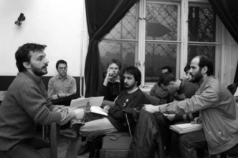 Intelligence record 1002